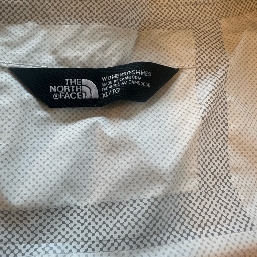 The North Face Gray Patterned Jacket - image 2